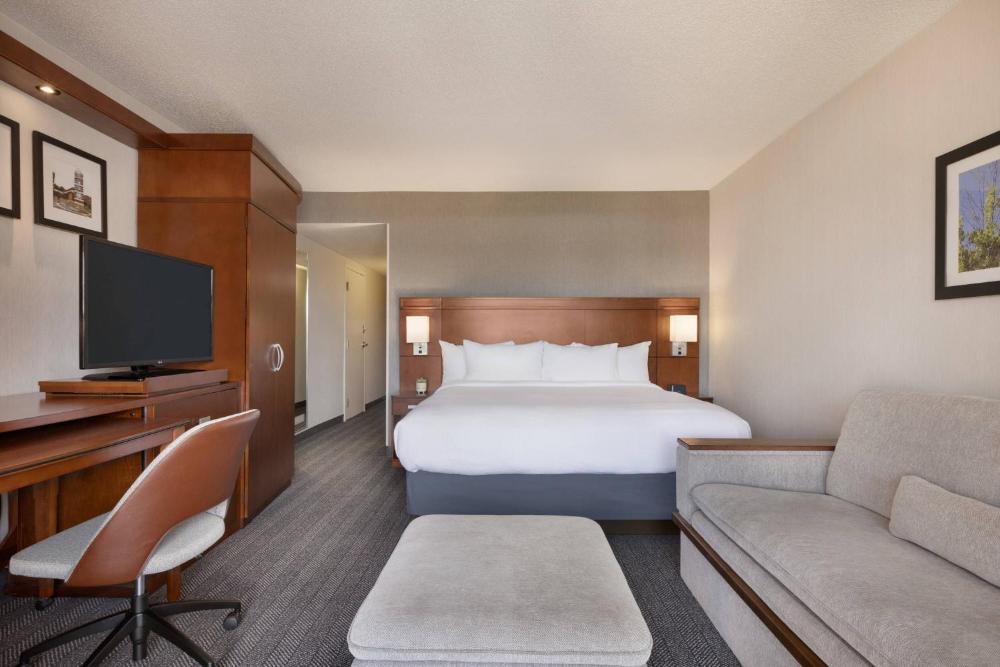 King Room interior